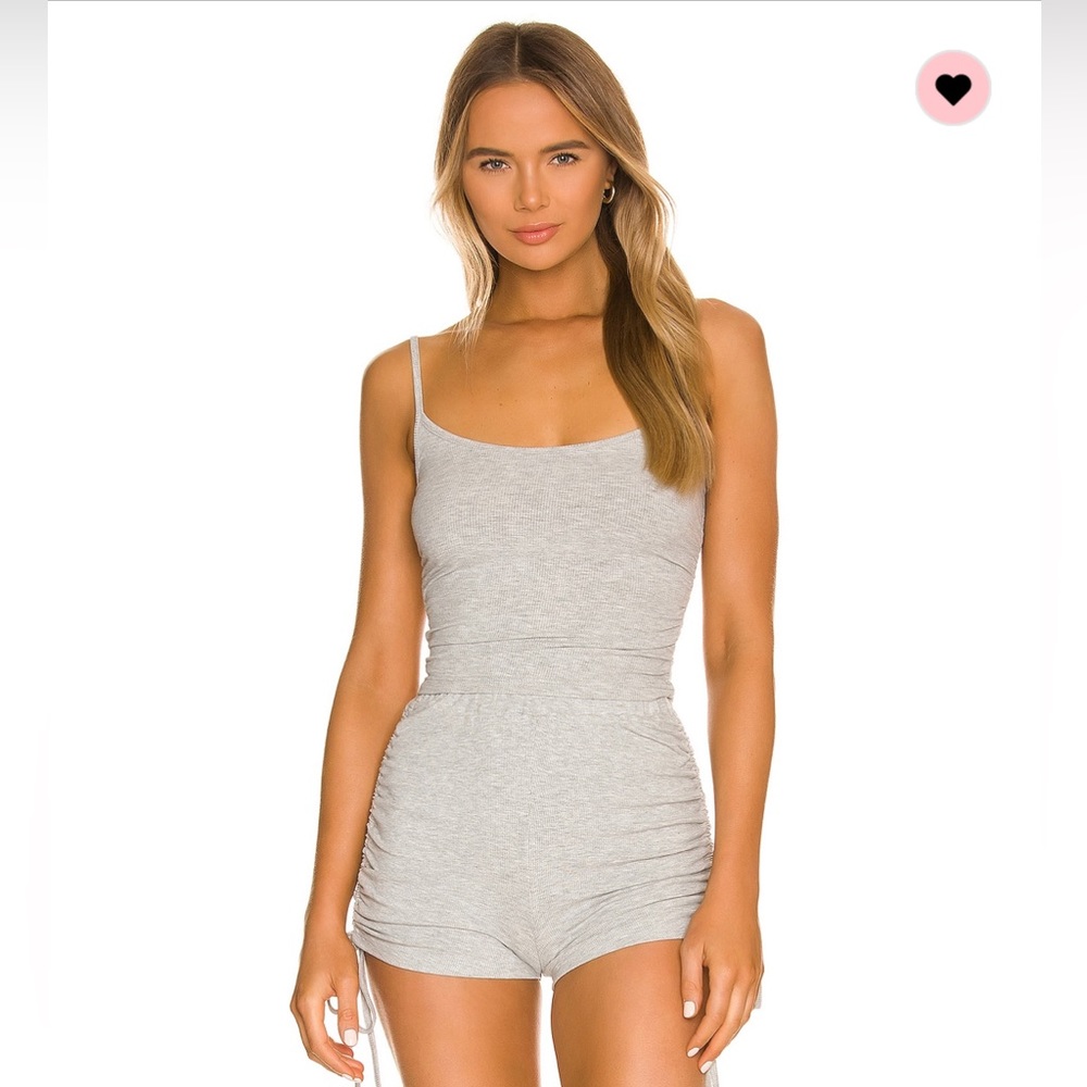 All the ways Ana ruched short- heather grey